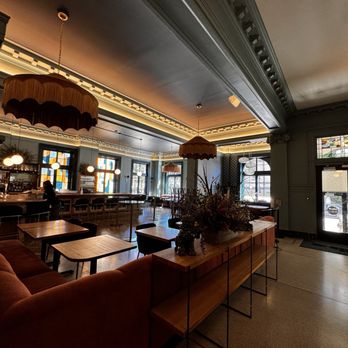 Hey Babe - Cocktail Bars Near Me - Pittsburgh, Pennsylvania