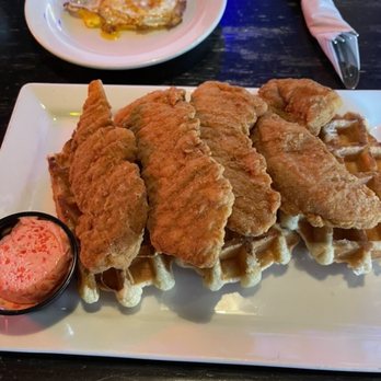 West Ave Tavern - Chicken and Waffles - American Near Me - Tallmadge, Ohio West Ave Tavern - Chicken and Waffles - American Near Me - Tallmadge, Ohio