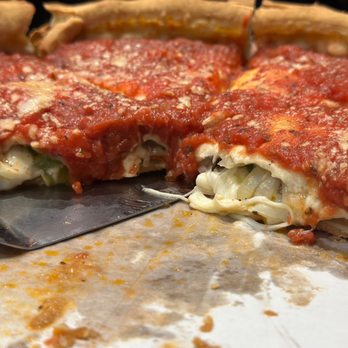 Giordano's - Chicago classic deep dish with pepperoni, onion, green pepper and mushrooms. - Pizza Near Me - Chicago, Illinois