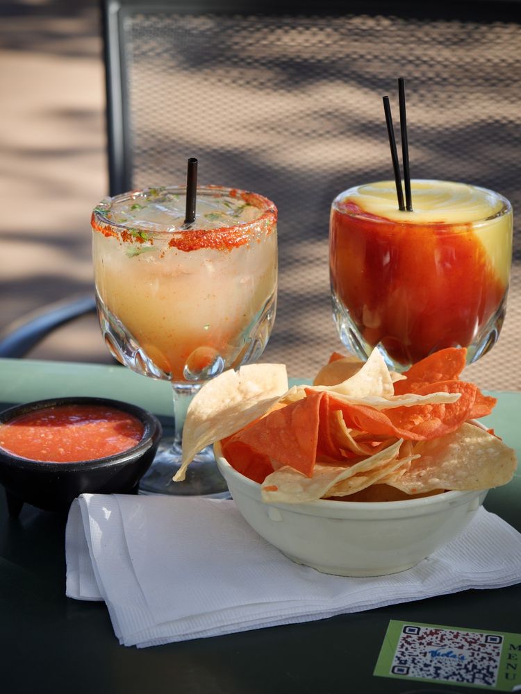 VIOLA’S VENTANAS Updated August 2024 380 Photos & 533 Reviews