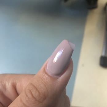 Yvonne's Nails - 5 days after i got them filled - Nail Salons Near Me - Fremont, California