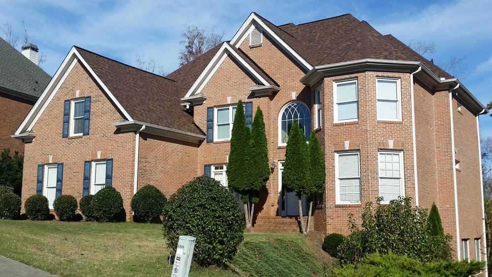 Slide of The Roof Clinic
