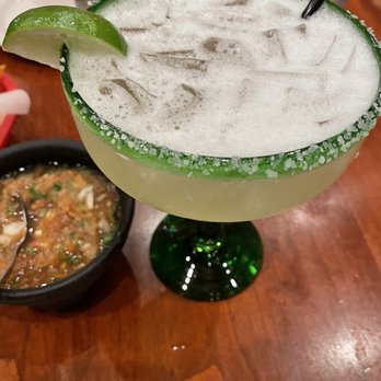 Garcia's Restaurant - Margarita - Mexican Near Me - Chicago, Illinois