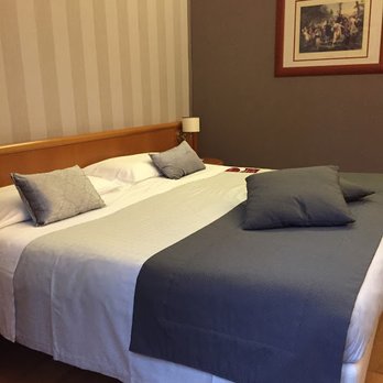 Hotel Concord - Upgraded to a two room suite - I took the bigger room - Hotels Near Me - Torino, TO