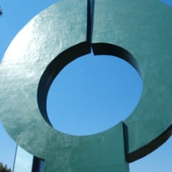 Deportivo Villa Olímpica - El logotipo que se ve en el Metrobús, es parte de la Ruta de la Amistad