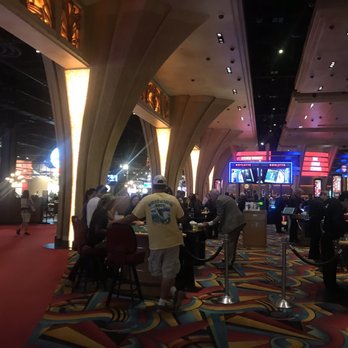 Hollywood Casino - Casinos Near Me - Charles Town, West Virginia Hollywood Casino - Casinos Near Me - Charles Town, West Virginia