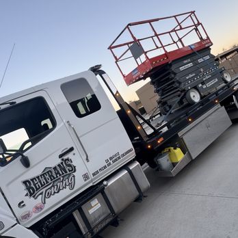 Beltran's Towing - Equipment towing available - Towing Near Me - Montclair, California Beltran's Towing - Equipment towing available - Towing Near Me - Montclair, California