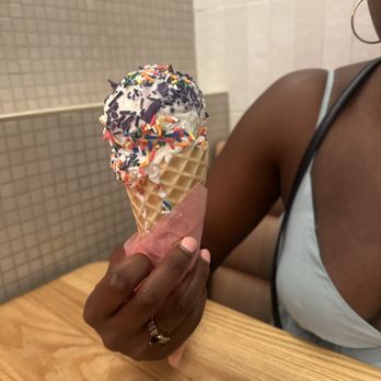 Sampaguita - Ice Cream & Frozen Yogurt Near Me - Orlando, Florida