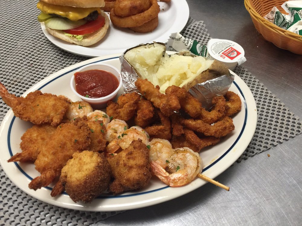 HOMETOWN FAMILY RESTAURANT 40 Photos Southern 1394 US 79, Dover