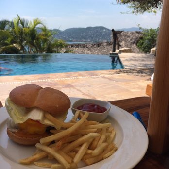 Amuleto - Hotels Near Me - Ixtapa-Zihuatanejo, GRO