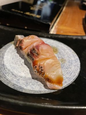 KamadoSushi,Omakase,$60orMoreFreeDeliveryByToast by null