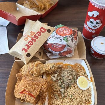 Jollibee - 2 piece chicken joy with palabok, spicy chicken sandwich and Ube Pie! - Chicken Shop Near Me - Toronto, Alberta Jollibee - 2 piece chicken joy with palabok, spicy chicken sandwich and Ube Pie! - Chicken Shop Near Me - Toronto, Alberta