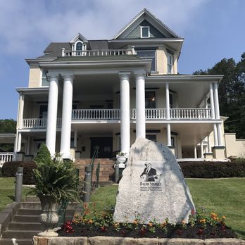 Ralph Stanley Museum - Outside - Museums Near Me - Clintwood, Virginia