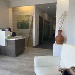 David Waselkow Therapy & Consulting - Beautiful New Office. Clean, Quiet, and Confidential.