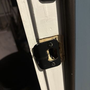 Lyle Apartments - How my door hinge looks after maintenance leaves. - Apartments Near Me - Dallas, Texas Lyle Apartments - How my door hinge looks after maintenance leaves. - Apartments Near Me - Dallas, Texas
