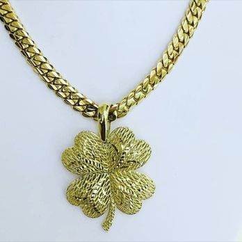 Adan Joyeria - Women's Cuban link choker - Jewelry Near Me - Miami, Florida Adan Joyeria - Women's Cuban link choker - Jewelry Near Me - Miami, Florida