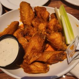 Chicken wings delicious! Chicken wings delicious!