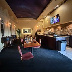 Persian Room Fine Dining - Bar area