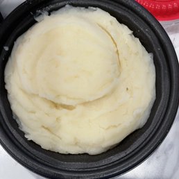 Mashed potatoes and gravy .. but where's the gravy? Mashed potatoes and gravy .. but where's the gravy?