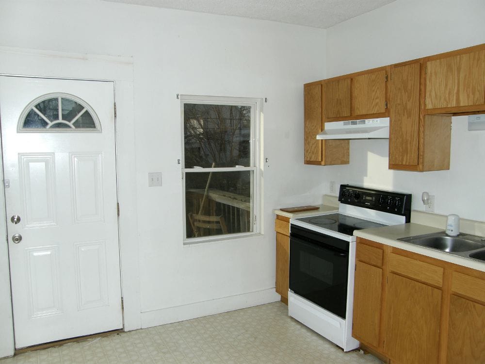 PEPZEE REALTY Updated September 2024 1013 N Main St, Dayton, Ohio Apartments Phone