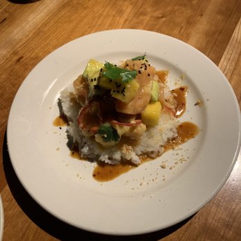 Houston's Restaurant - New American Near Me - Irvine, California