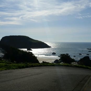 RE/MAX Coast and Country - Oregon Coast - Real Estate Agents Near Me - Brookings, Oregon RE/MAX Coast and Country - Oregon Coast - Real Estate Agents Near Me - Brookings, Oregon