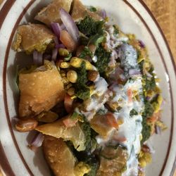 Samosa chaat