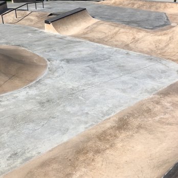 Miramar Regional Park - Jose "Alex" Scott skatepark from the right side - Parks Near Me - Miramar, Florida Miramar Regional Park - Jose "Alex" Scott skatepark from the right side - Parks Near Me - Miramar, Florida