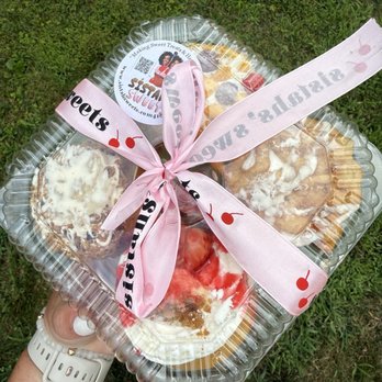 Sistahs' Sweets - Desserts Near Me - Baltimore, Maryland