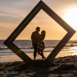Erwin Mojica Photography - Beach Sunset Engagement Photoshoot