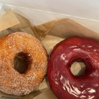 Win Son Bakery - Mochi donut and fermented red rice donut - Taiwanese Near Me - Brooklyn, New York Win Son Bakery - Mochi donut and fermented red rice donut - Taiwanese Near Me - Brooklyn, New York