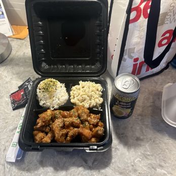 Aloha Cookin' - Honey Garlic Chicken Rice Macaroni Salad - Hawaiian Near Me - Troy, Michigan