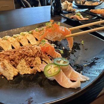 Its Sushi - Nigiri Heaven - Sushi Bars Near Me - Roseville, California Its Sushi - Nigiri Heaven - Sushi Bars Near Me - Roseville, California