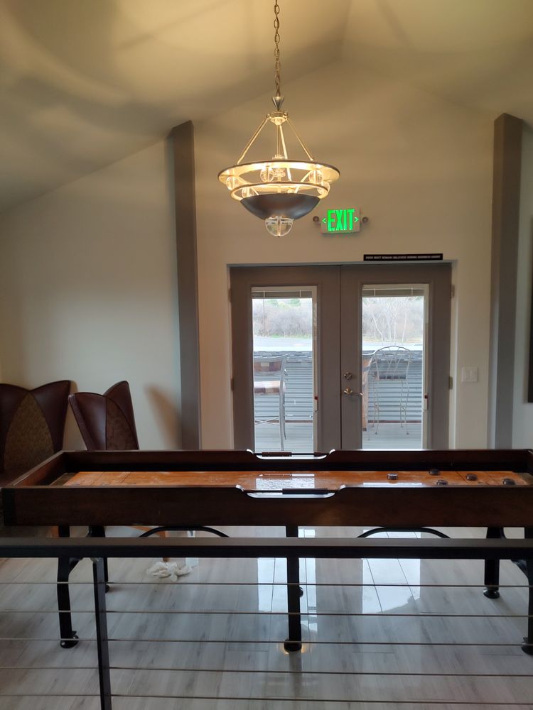 Witch Creek Tasting House