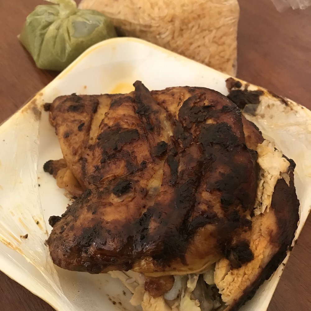 Pollito Ranchero - Chicken comes with yummy rice & super spicy verde sauce!!! YUM YUM YUM YUM!!! :)... - Mexican Near Me - Puerto Escondido, OAX