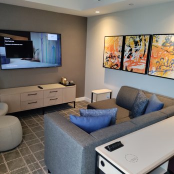 The Watermark Hotel - Lounge area - Hotels Near Me - Tysons, Virginia The Watermark Hotel - Lounge area - Hotels Near Me - Tysons, Virginia