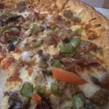 Zio Al’s - Lots for green peppers if you like them - Pizza Near Me - Arlington, Texas Zio Al’s - Lots for green peppers if you like them - Pizza Near Me - Arlington, Texas