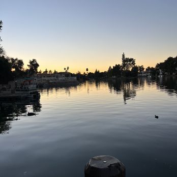 Pier 54 - Lake view sunset - New American Near Me - Tempe, Arizona Pier 54 - Lake view sunset - New American Near Me - Tempe, Arizona