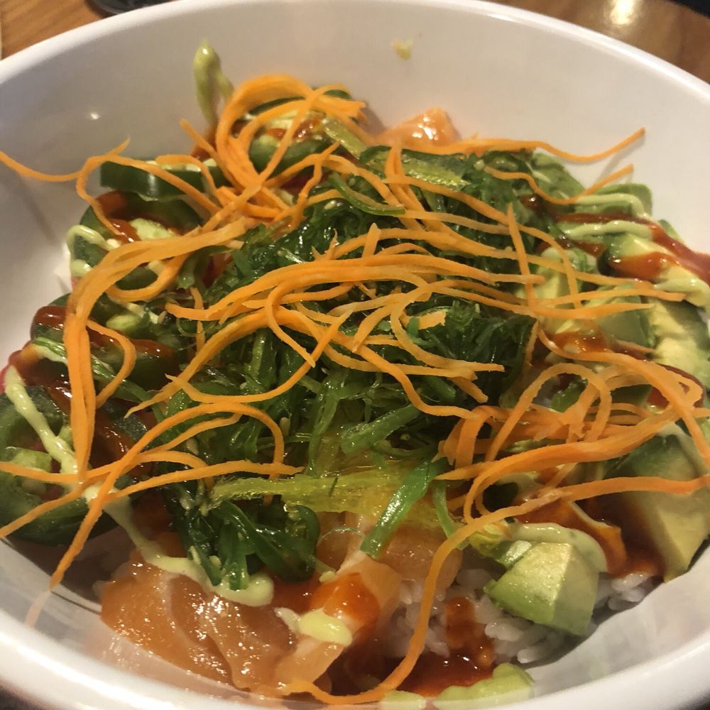 Drake's - Poke Bowl - very spicy! - Burgers Near Me - Florence, Kentucky