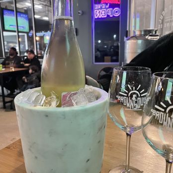 Brown Soul Brewing - Bottle of wine - Restaurants Near Me - South Gate, California Brown Soul Brewing - Bottle of wine - Restaurants Near Me - South Gate, California