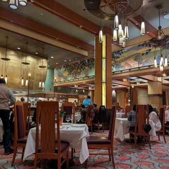 Napa Rose - Stylish and elegant interior - American Near Me - Anaheim, California Napa Rose - Stylish and elegant interior - American Near Me - Anaheim, California