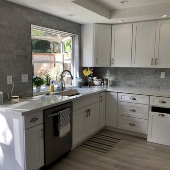 Friendly Flooring - beautiful kitchen back splash - Flooring Near Me - San Marcos, California Friendly Flooring - beautiful kitchen back splash - Flooring Near Me - San Marcos, California