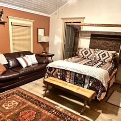 Inn on the Creek - Tonkawa Room