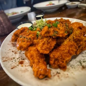 Horse Thief Hollow Brewing Co. - Dozen Buffalo Wings - Breweries Near Me - Chicago, Illinois Horse Thief Hollow Brewing Co. - Dozen Buffalo Wings - Breweries Near Me - Chicago, Illinois