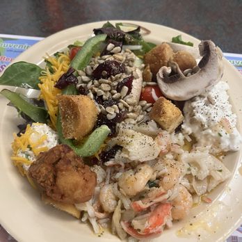 Giant Crab Seafood Restaurant - The best food you will rap your lips around - Seafood Near Me - Myrtle Beach, South Carolina Giant Crab Seafood Restaurant - The best food you will rap your lips around - Seafood Near Me - Myrtle Beach, South Carolina