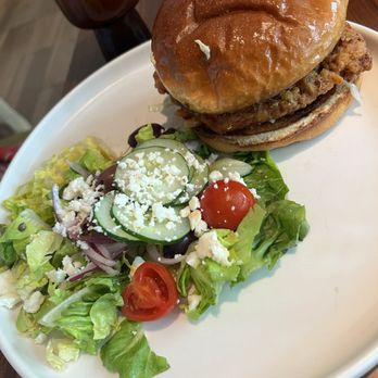 Mara - Chicken sandwich - Mediterranean Near Me - Honolulu, Hawaii Mara - Chicken sandwich - Mediterranean Near Me - Honolulu, Hawaii