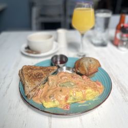 Sarabeth's Key West - Lobster spinach omelette- awesome, very savory.