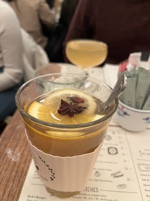 Jack's Wife Freda by null