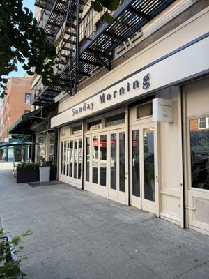 Sunday Morning by null