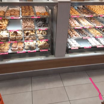 Dunkin' - Best time to be in Dunkin. 4:00AM!!!! - Coffee & Tea Near Me - Spring Hill, Florida
